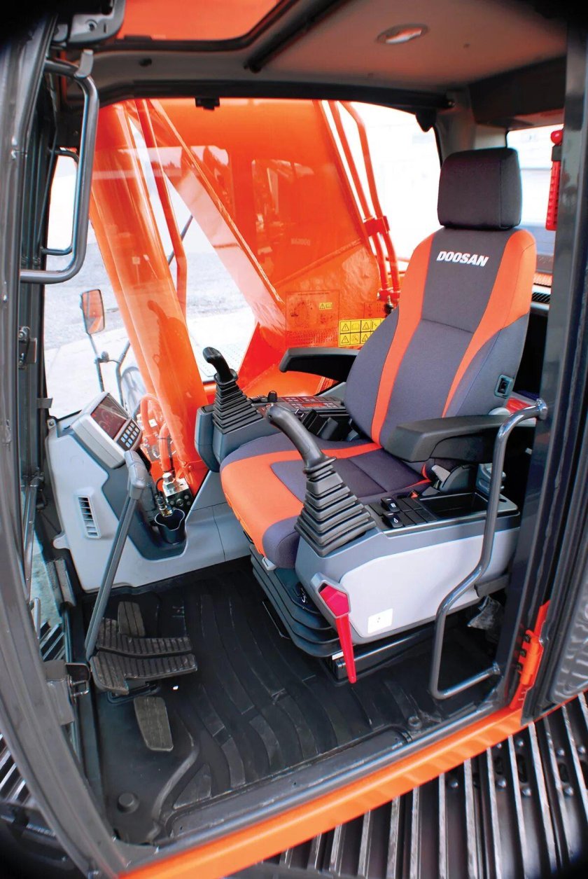 Doosan dx225lca кабина
