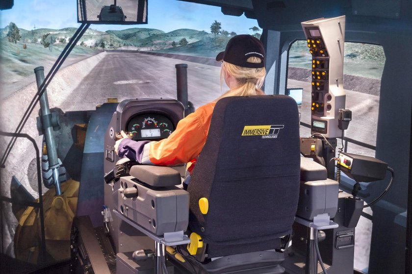 Автогрейдер Cat 24