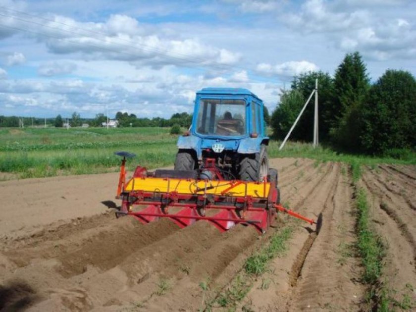 Агрегат почвообрабатывающий комбинированный АПК-3,6