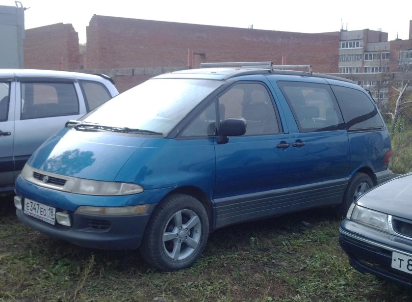 Тойота Эстима 1993