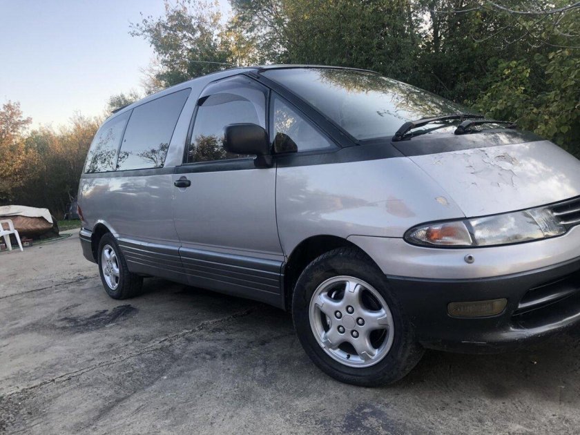 Тойота Эстима 1993