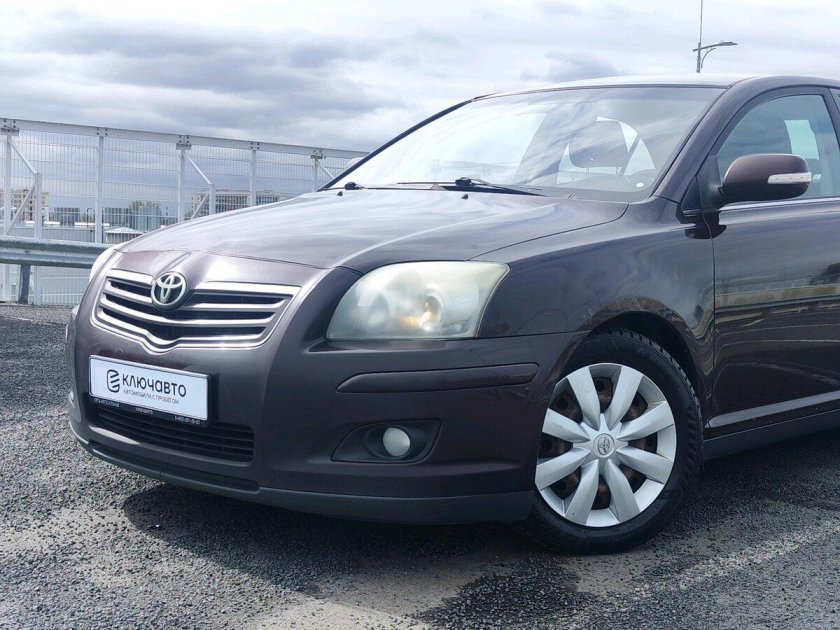 Toyota avensis 2008