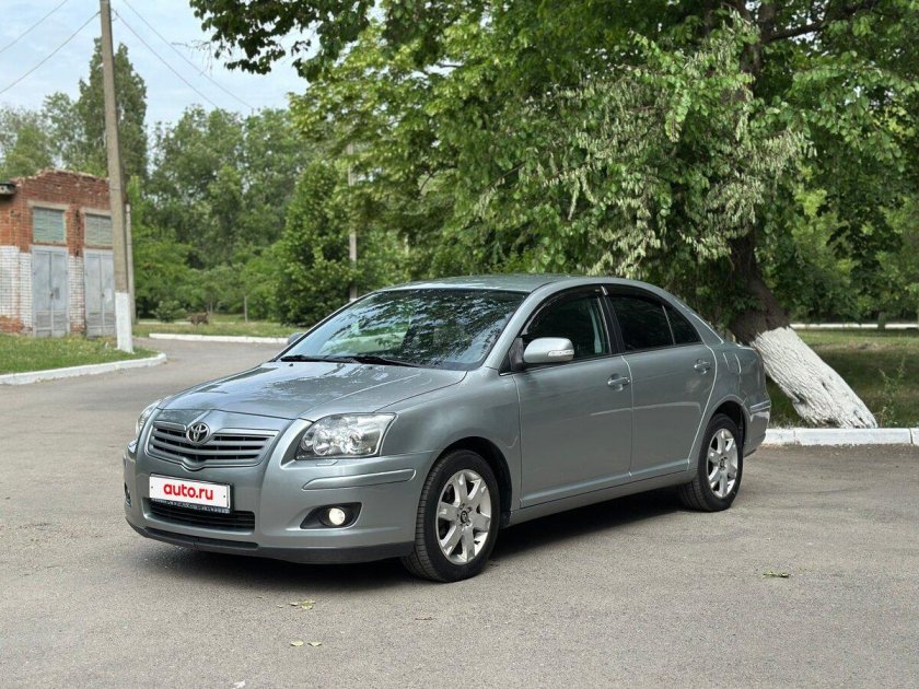 Тойота авенсис 2008 года