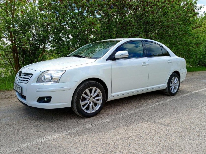 Toyota avensis 2008
