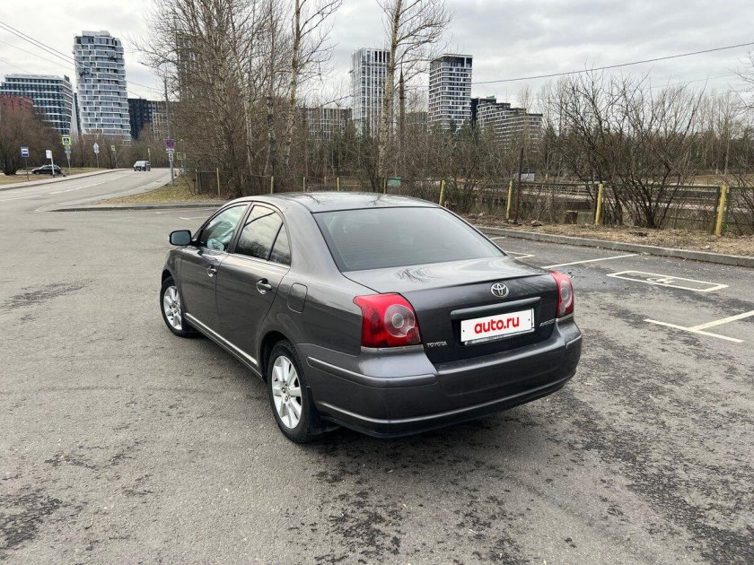 Toyota avensis 1997 2000