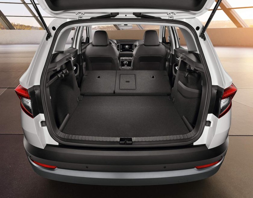 Skoda Karoq 2021 багажник