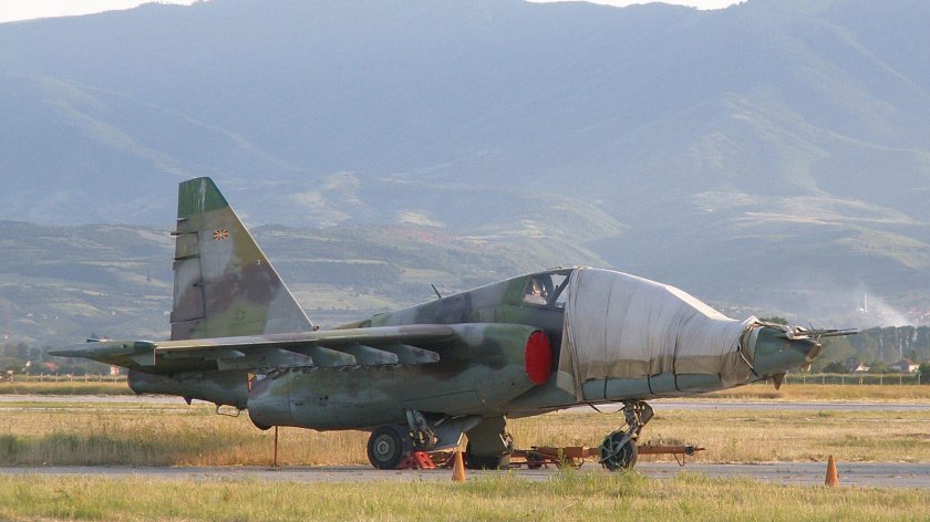 Су-25 Македония