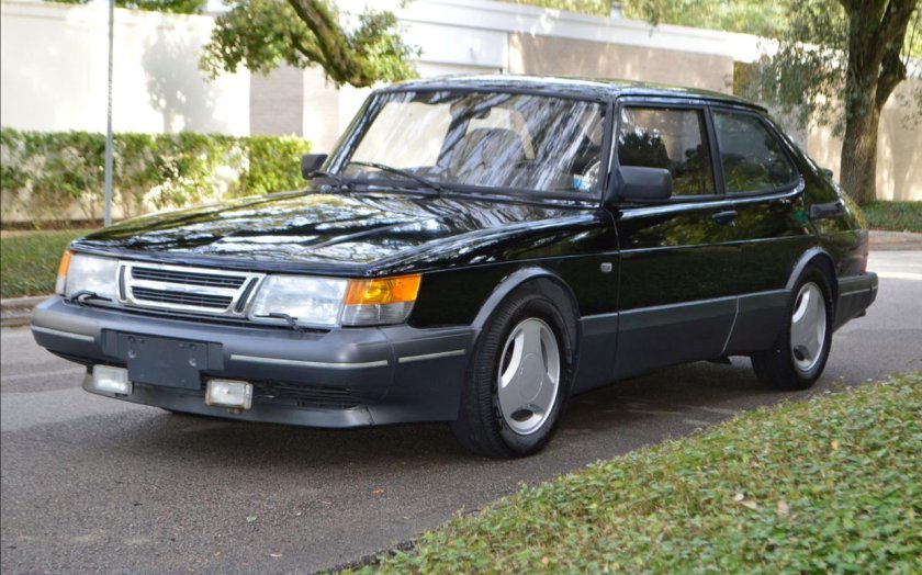 Saab 900 Wagon