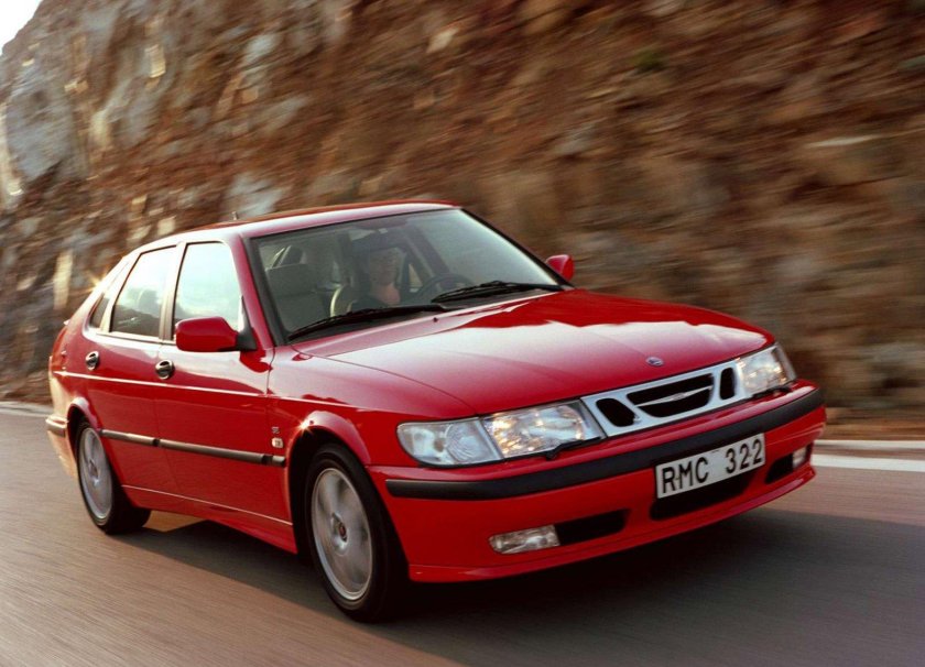 Машина Saab 9-3