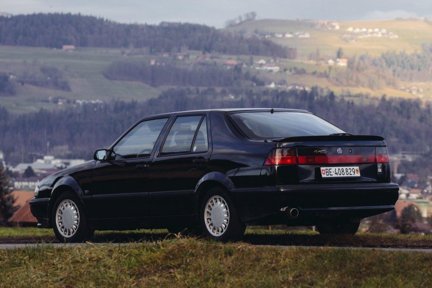 Saab 9000