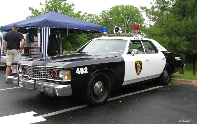 Ford Police 1973