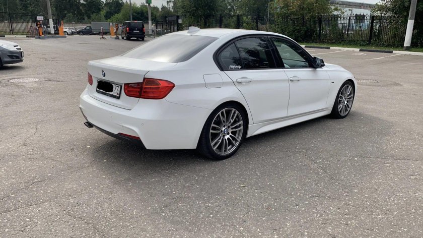 F 30 бмв