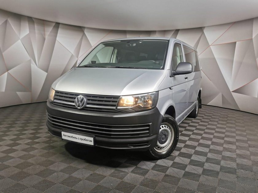 Caravelle Volkswagen 2015 года