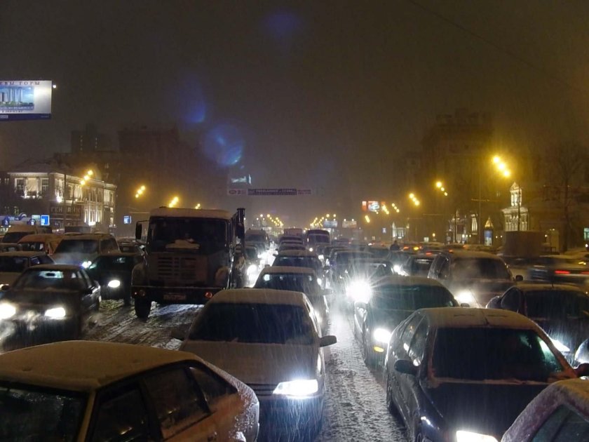 Пробка ночью