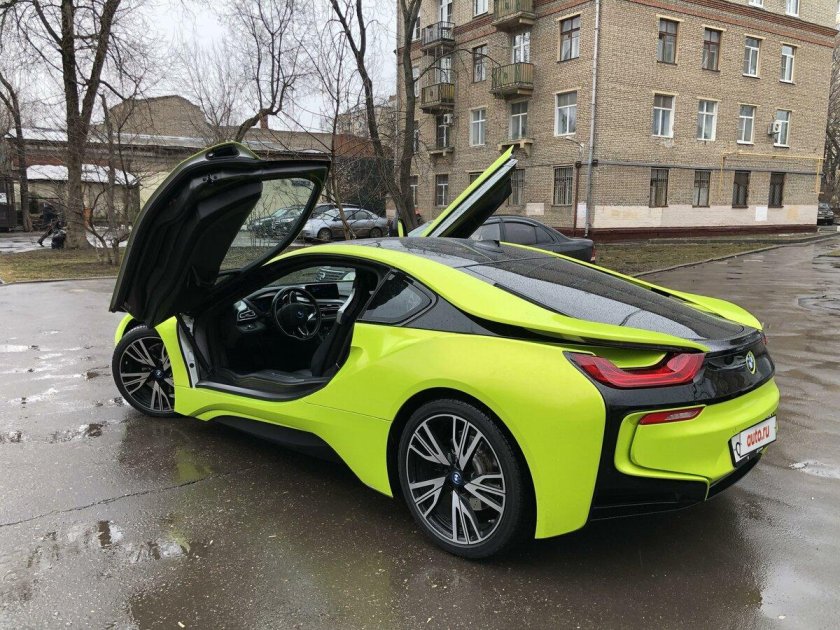 Бмв ай 8 зеленая