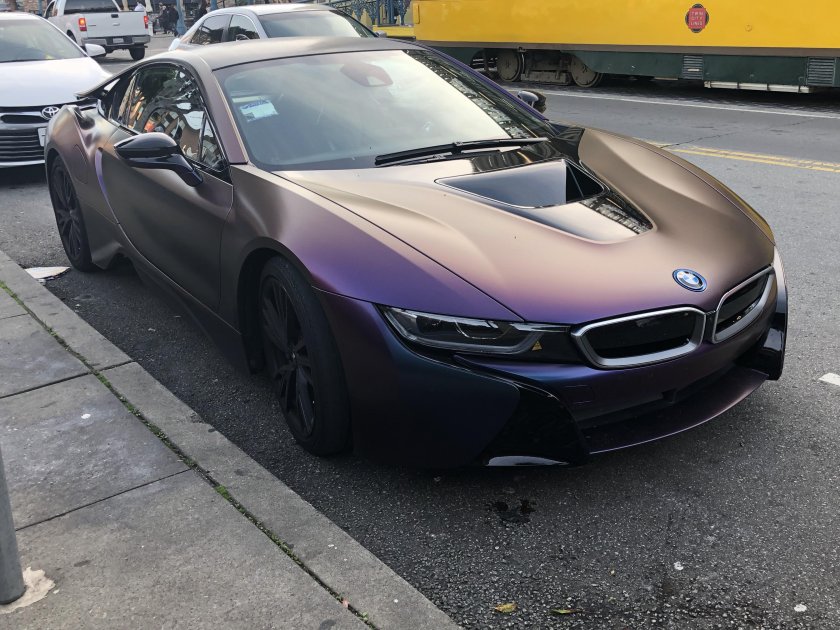 BMW i8