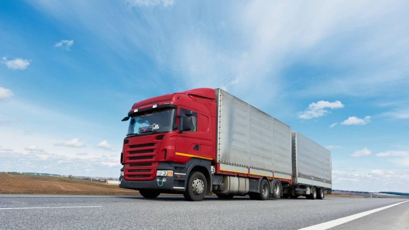 Красная фура