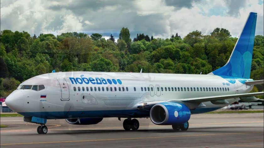 Самолёт Боинг 737-800 победа