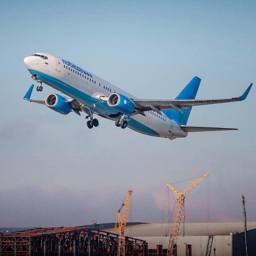 Боинг 737 победа