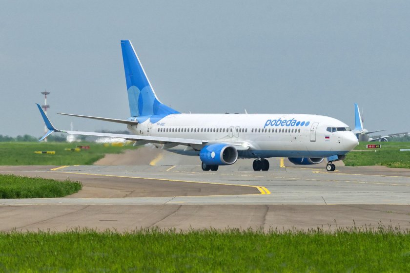 Победа боинг 737