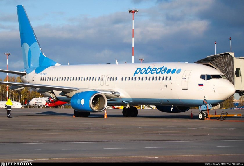 Самолет boeing 737-800 победа