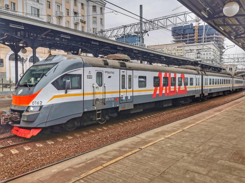 Электричка эп 2 д