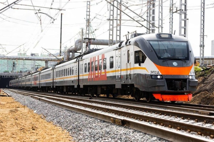 Эп2д и Иволга