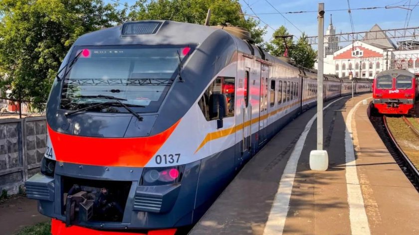 Эп2д электропоезд