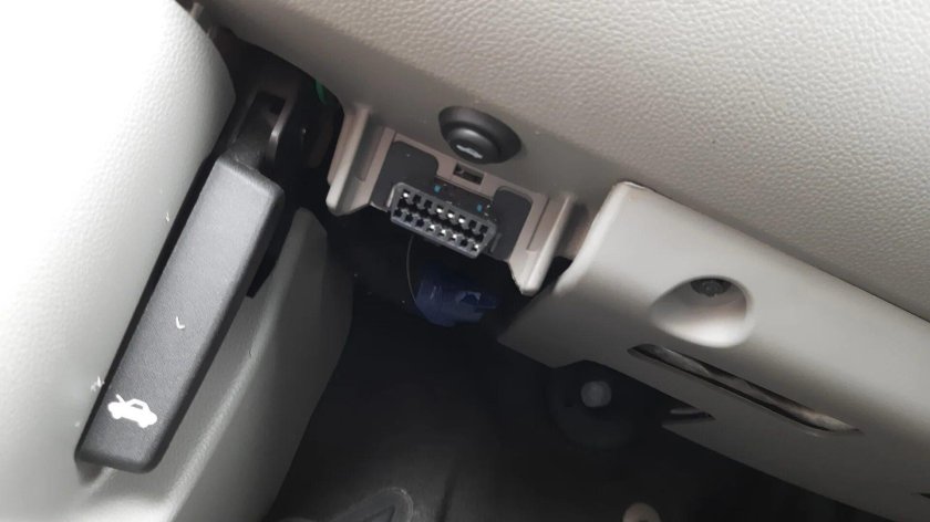 Кнопка багажника Шевроле кобальт