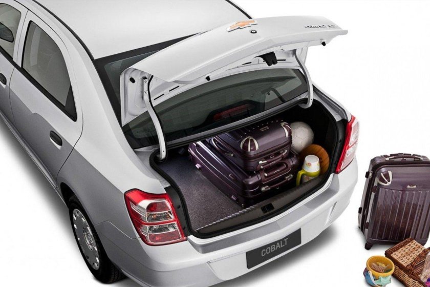 Chevrolet Cobalt 2021 багажник