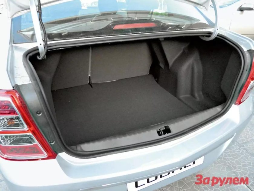 Chevrolet cobalt 2021 багажник