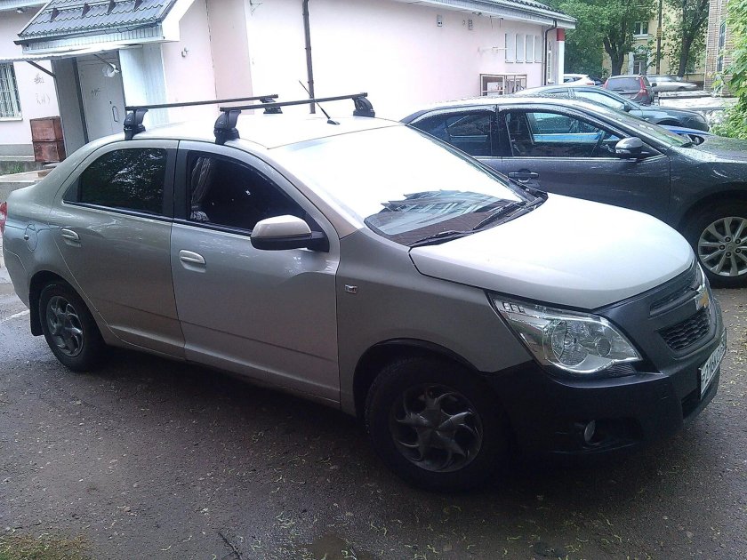 Шевроле кобальт багажник