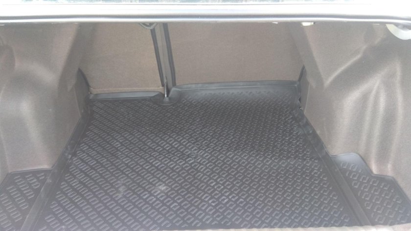 Коврик в багажник Шевроле кобальт