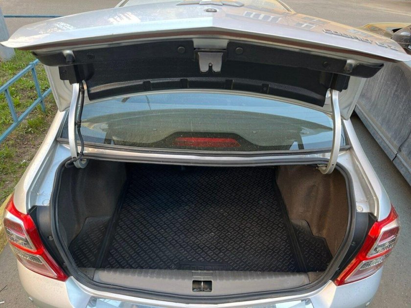 Chevrolet cobalt 2021 багажник