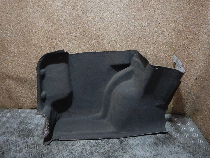 Обшивка багажника Шевроле кобальт