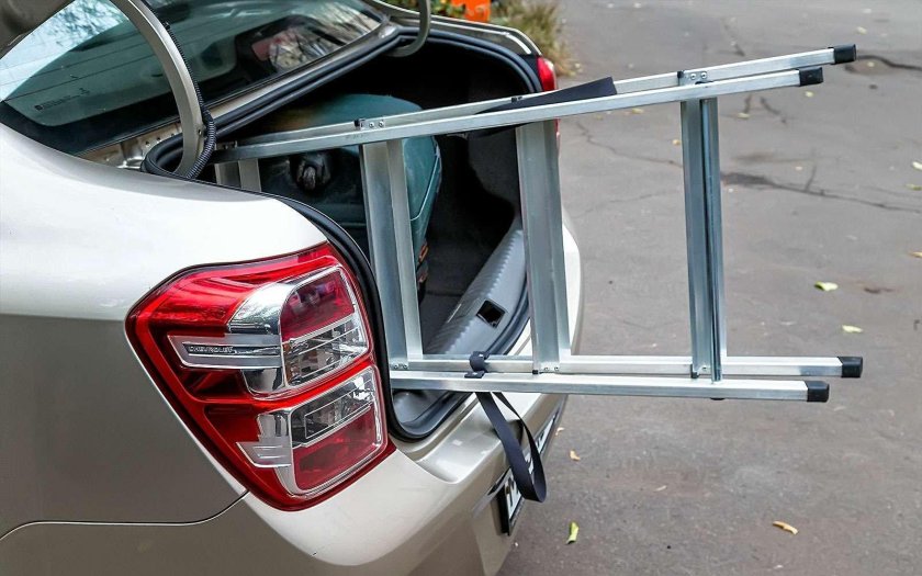 Chevrolet Cobalt багажник