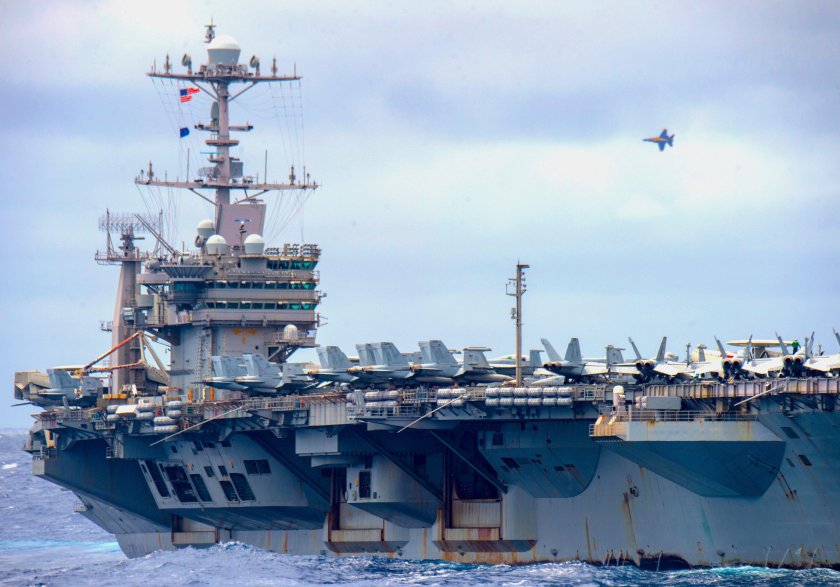 Гарри Трумэн авианосец