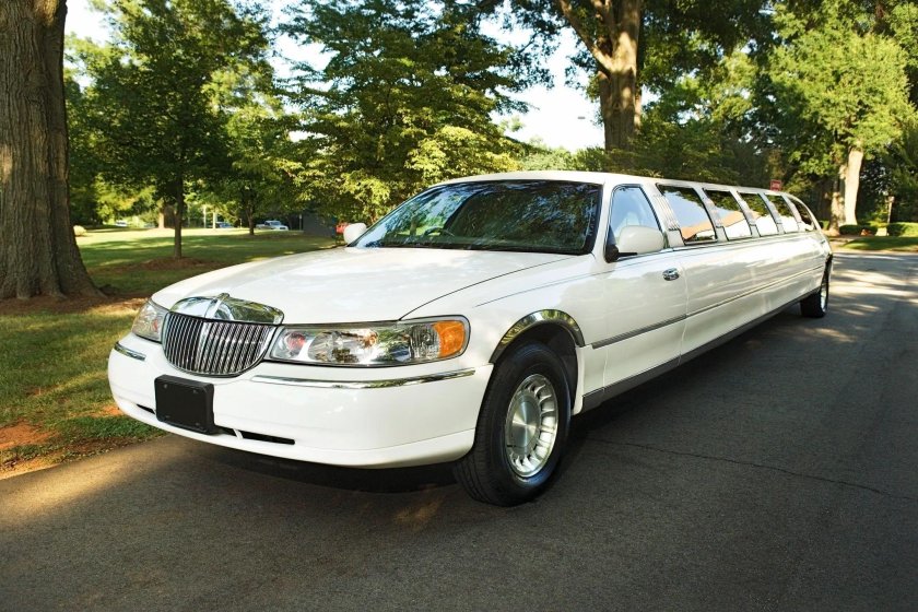 Линкольн таун кар лимузин