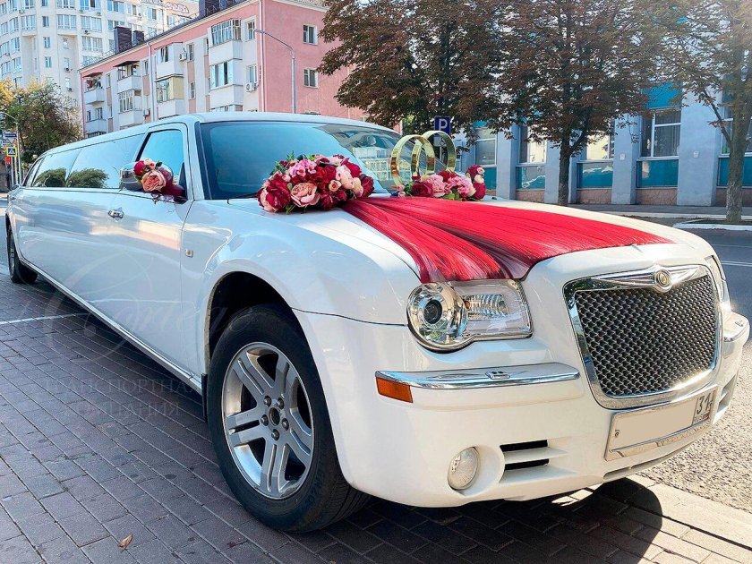 Chrysler 300 c лимузин