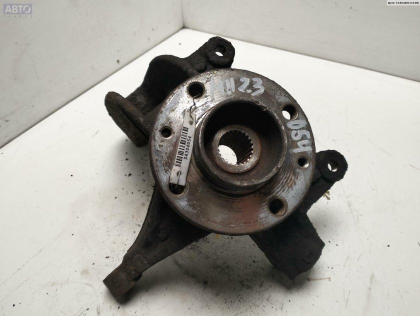 Кулак поворотный передний правый renault megane ii