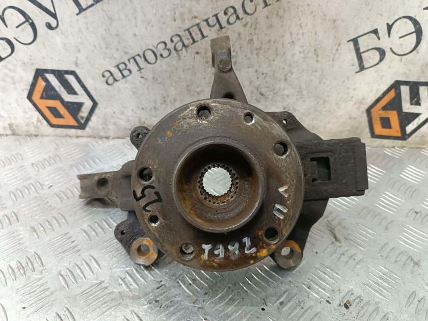 Ступица передняя renault