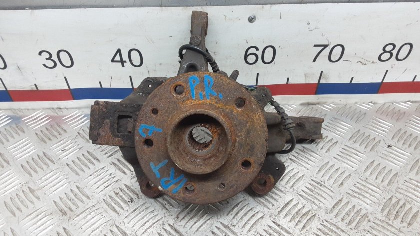 Opel Astra h ступица передняя