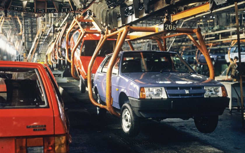 ВАЗ 2109 на конвейере