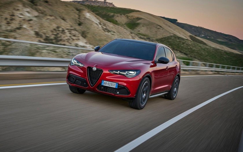 Alfa Romeo Stelvio 2023