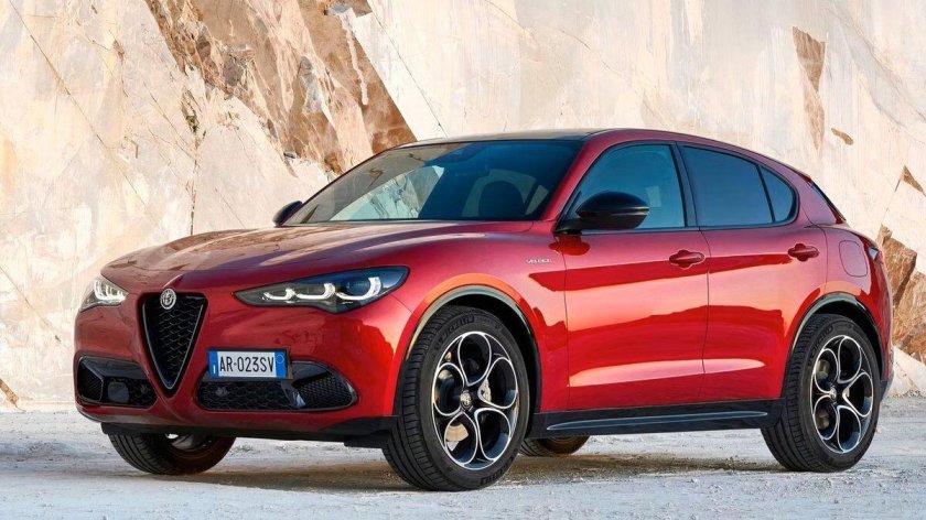 Alfa Romeo Stelvio 2023