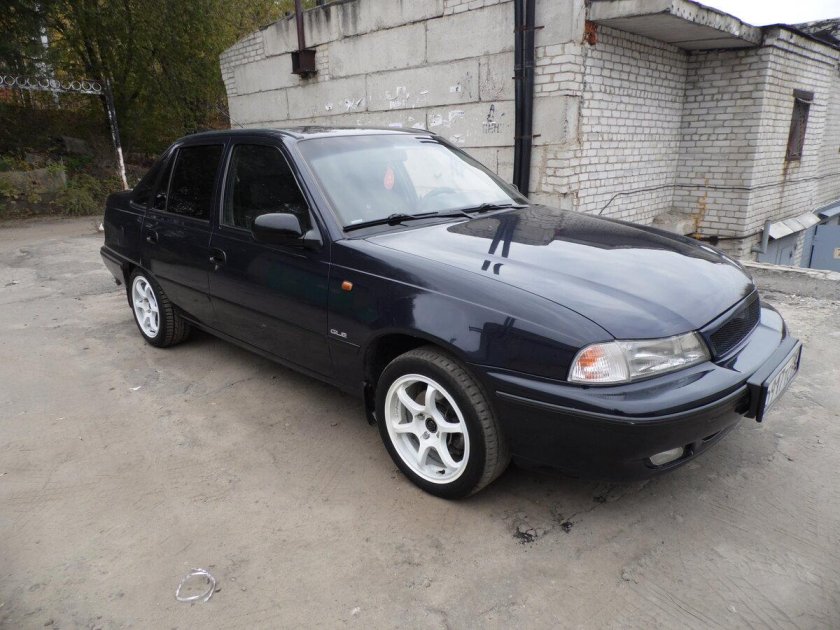 Daewoo Nexia r15