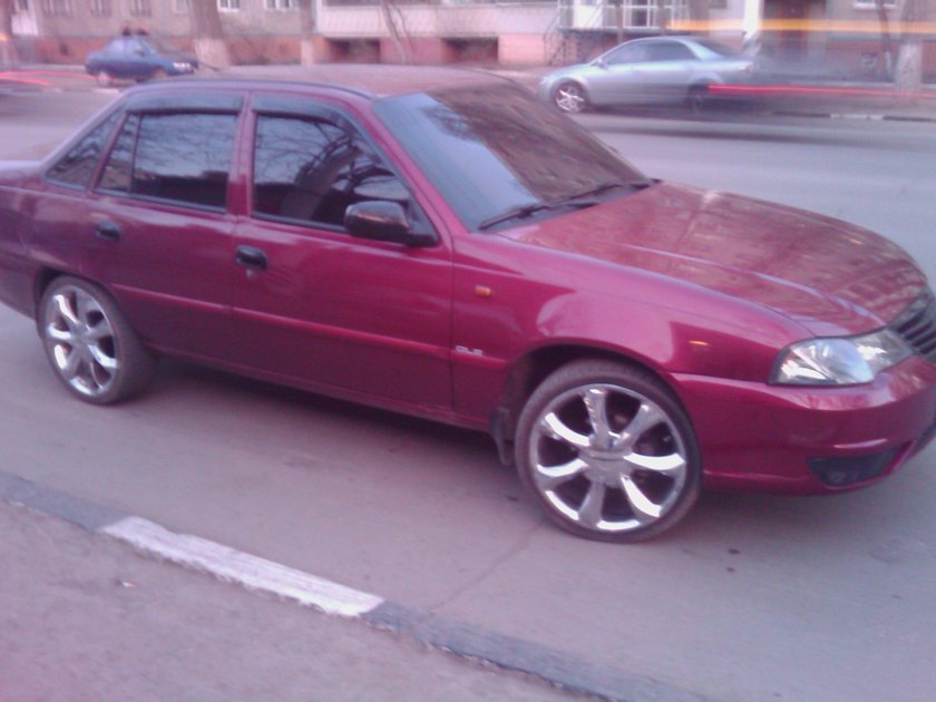 Daewoo Nexia 2 на r16