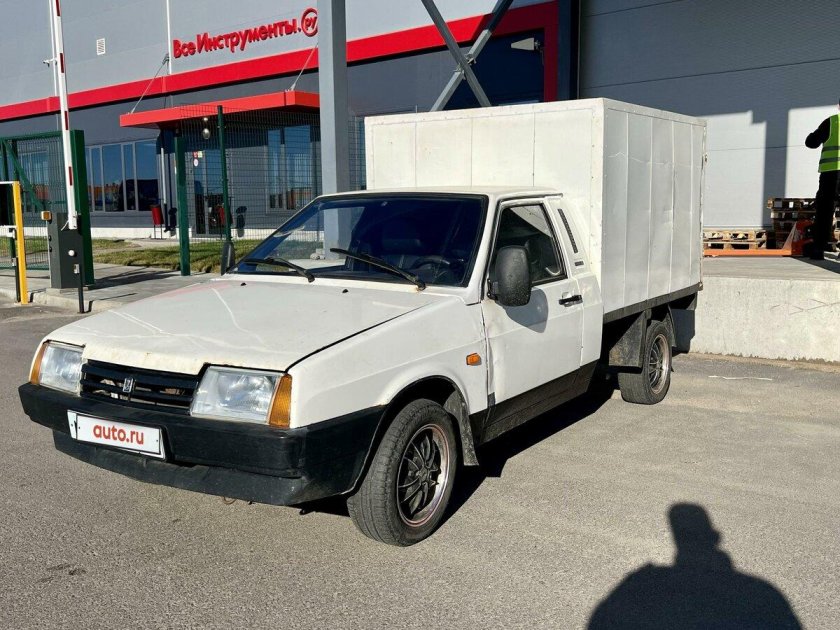 Вис фургон 2347