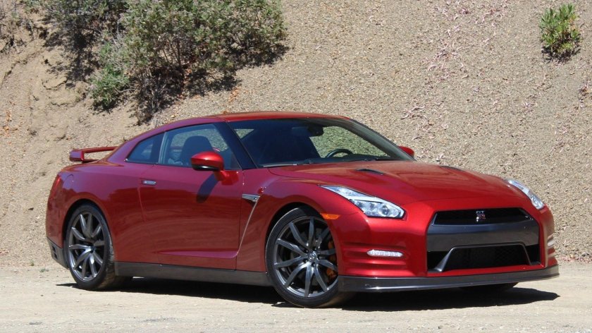 Ниссан ГТР 2015