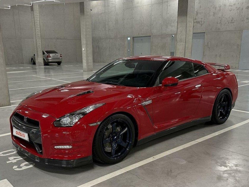 Nissan gtr 2018